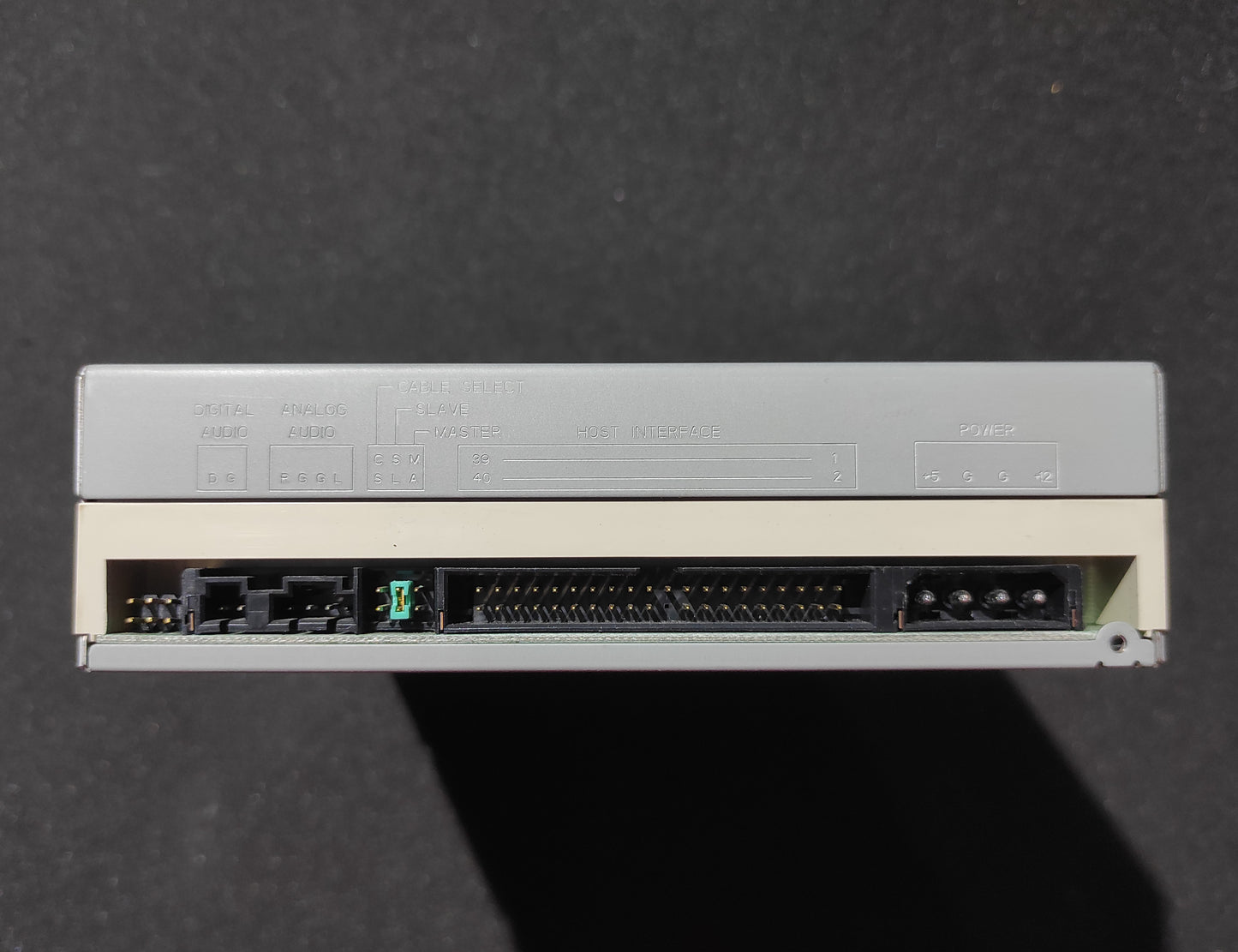 TEAC DV-W516GA-095 IDE 5.25’’ Vintage Retro Beige DVD-RW DL Drive 19771440-95