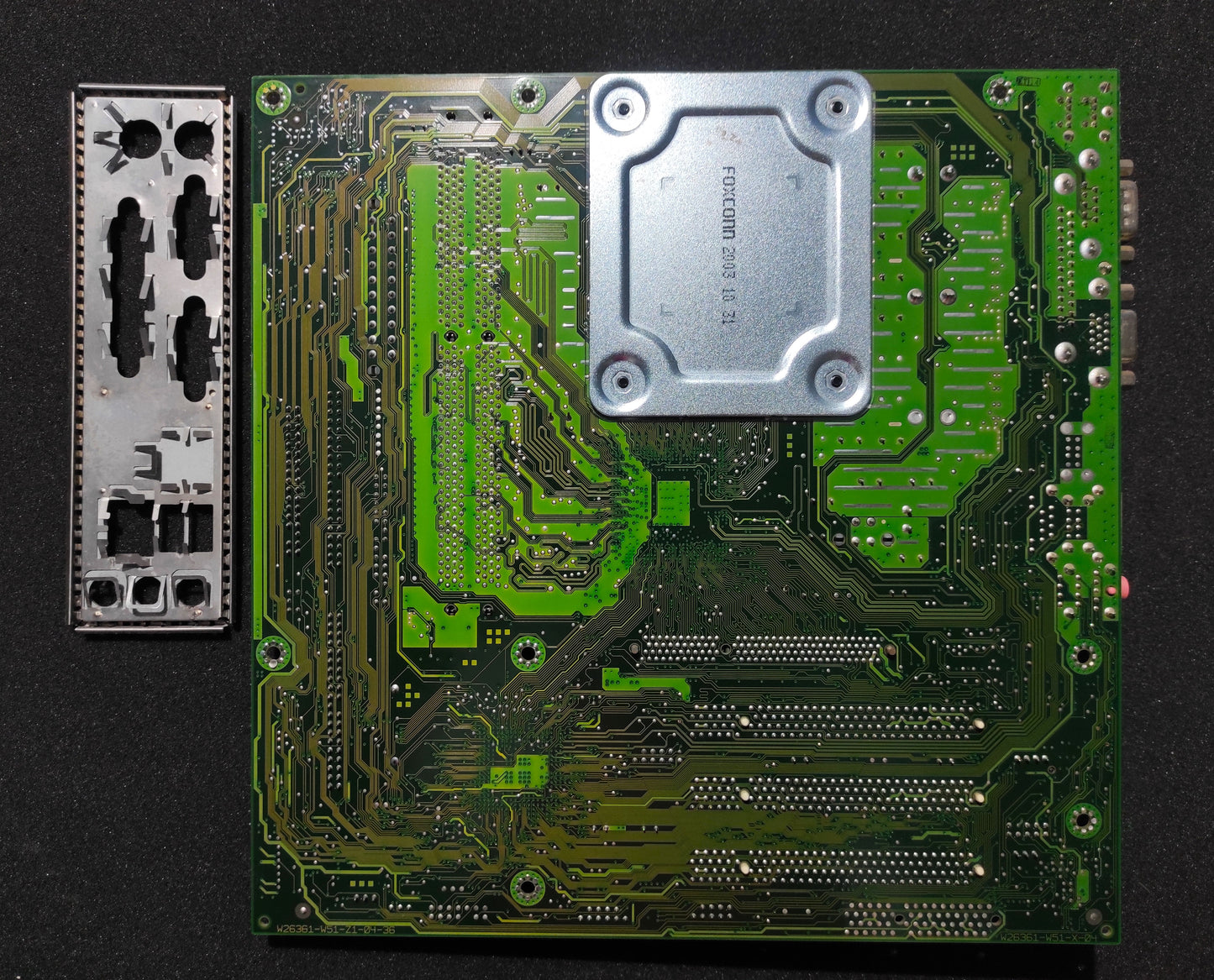 Fujitsu Siemens D1521-A13 GS1 W26361-W51-X-04, W51-Z2-04-36 Socket 478 Motherboard Intel 845GE