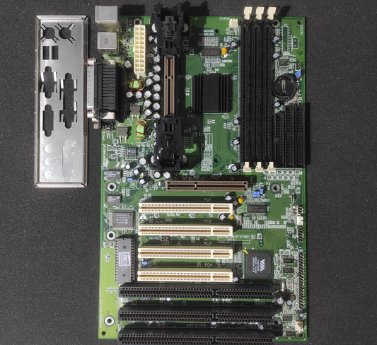 Legend QDI Advance 5/133 P6V693A/A5-133 Slot 1 ATX Motherboard AGP ISA PCI VIA Apollo Pro 133