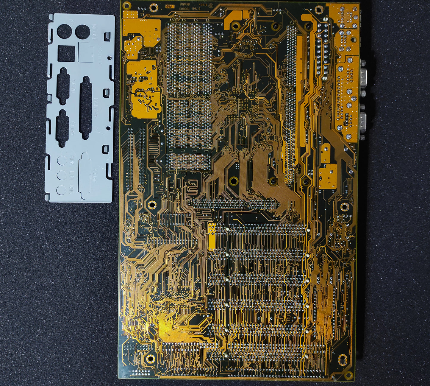 ASUS P3B-F Slot 1 ATX Retro Motherboard AGP ISA PCI Intel 440BX Chipset