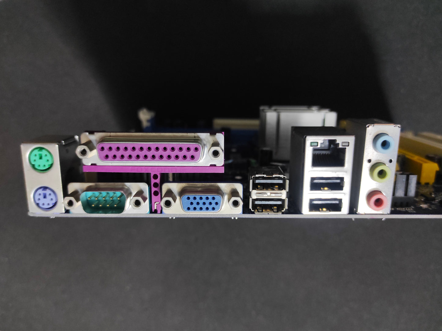 Foxconn G31MXP Socket 775 mATX Motherboard DDR2 PCIe x16 Intel G31 Chipset