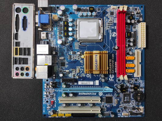 Gigabyte GA-73PVM-S2H Socket 775 mATX Motherboard DDR2 PCIe x16 Nvidia nForce 630i/Geforce 7100
