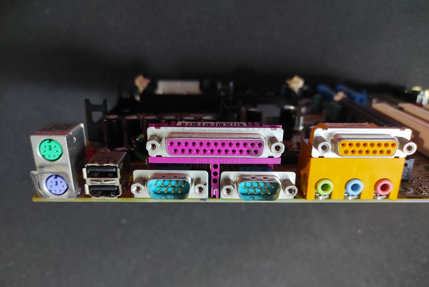 DFI PE11-EC Socket 478 ATX DDR Motherboard AGP PCI VIA P4X266A Chipset