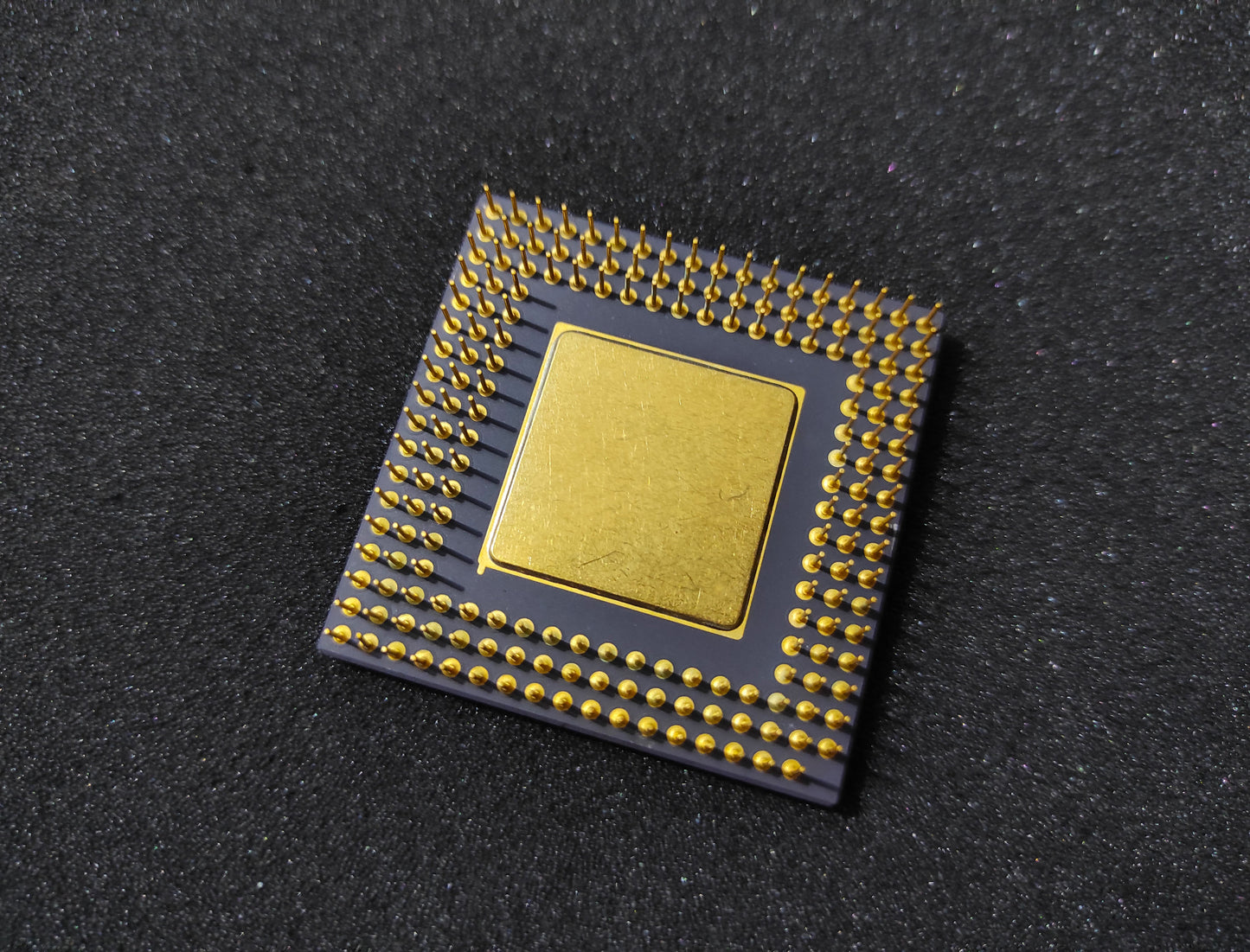 Motorola XC68LC040RC33B Socket PGA179 33MHz Apple Retro Ceramic CPU