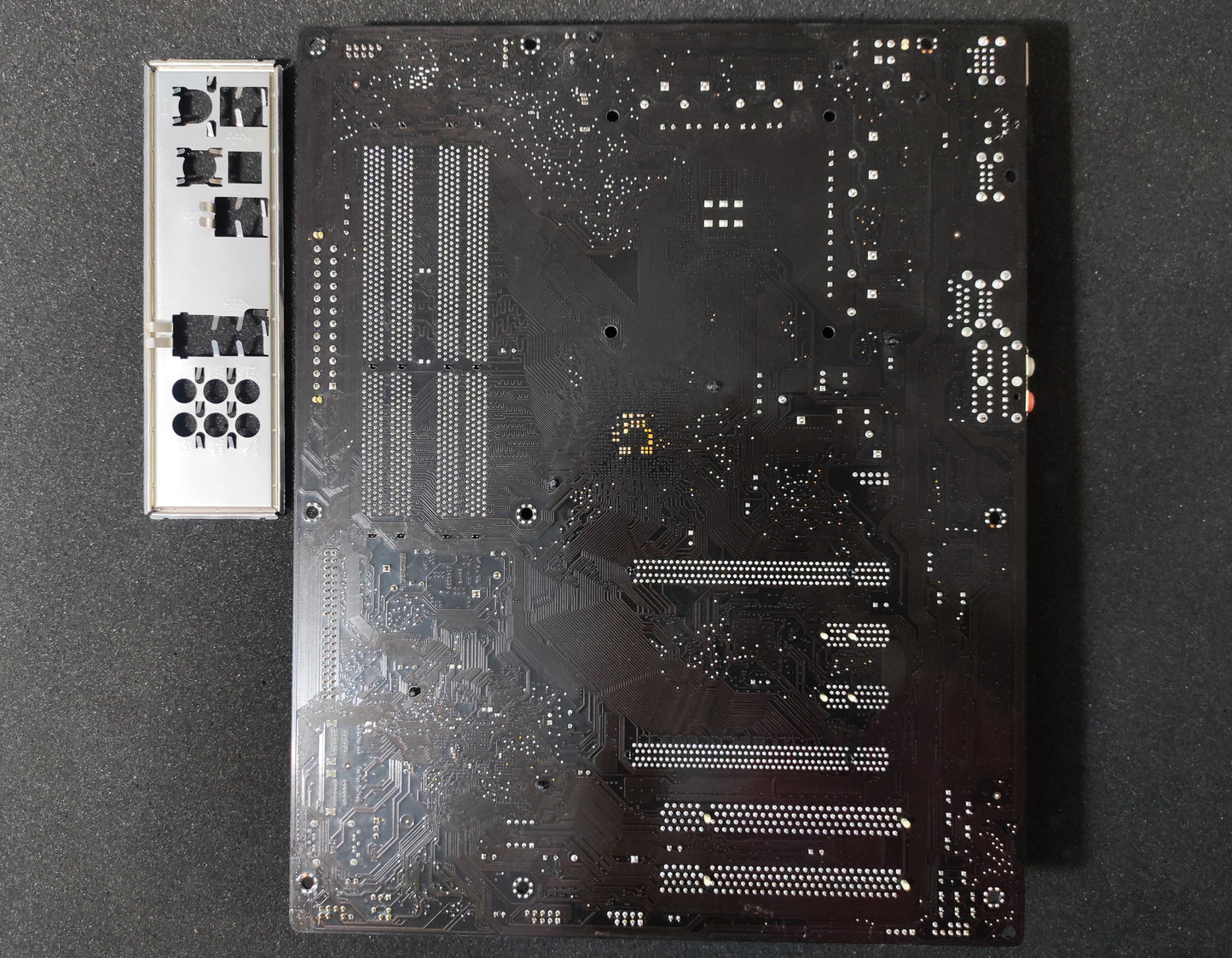 ASUS P5E3 PRO Socket 775 ATX Motherboard DDR3 PCIe x16 Intel X48 Chipset