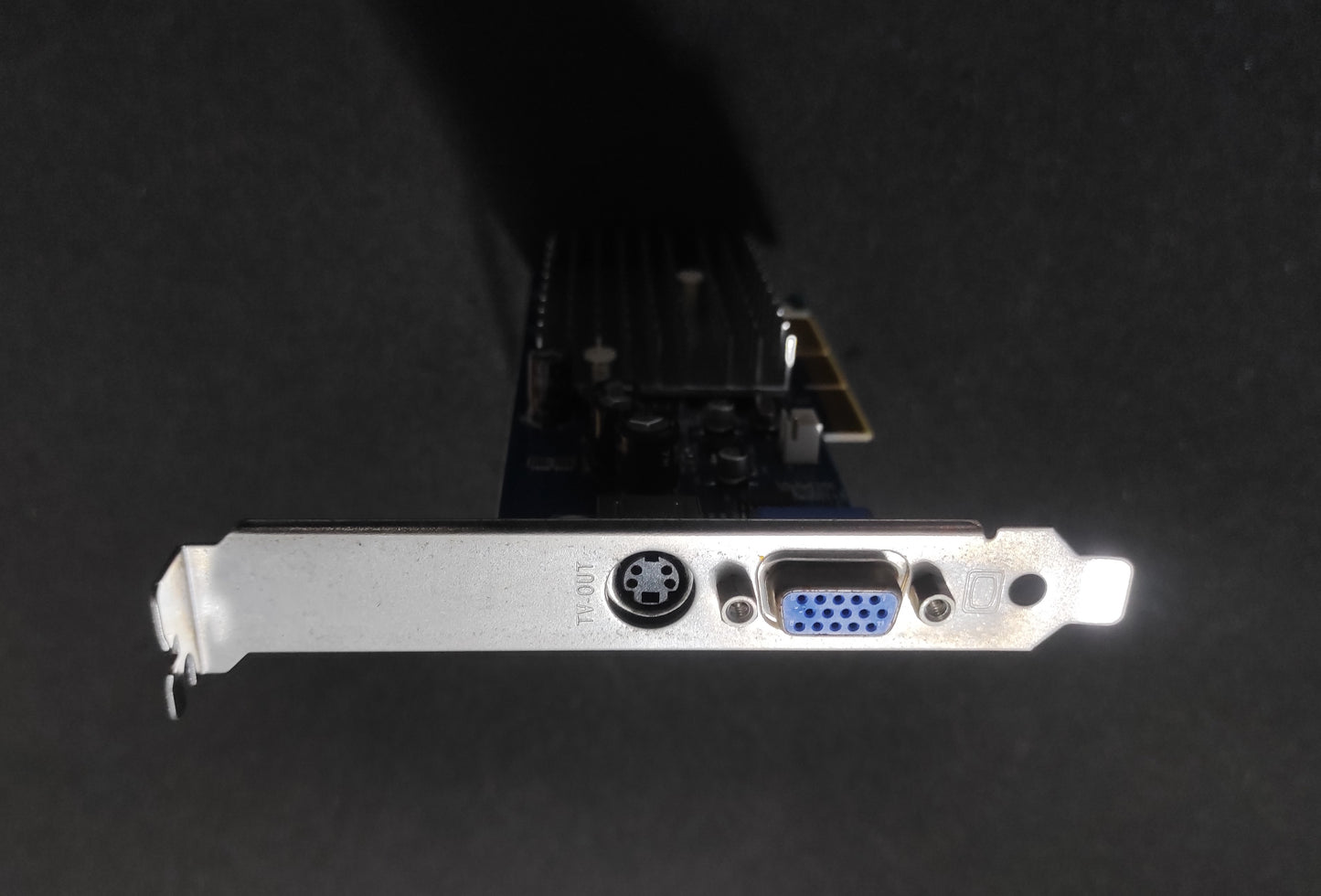 Club 3D NVIDIA GeForce4 MX 440 AGP 64MB VGA Graphics Video Card CGN-1884TV