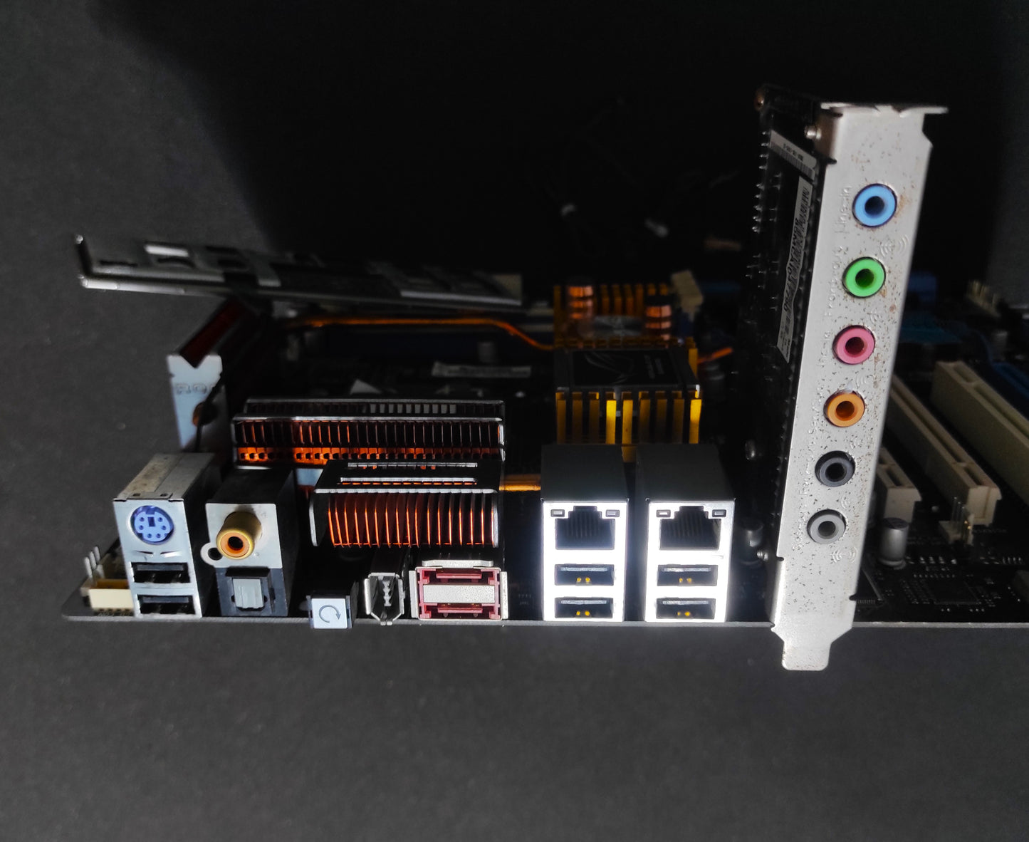 ASUS Striker II Extreme Socket 775 ATX Motherboard DDR3 Nvidia nForce 790i Ultra SLI Chipset