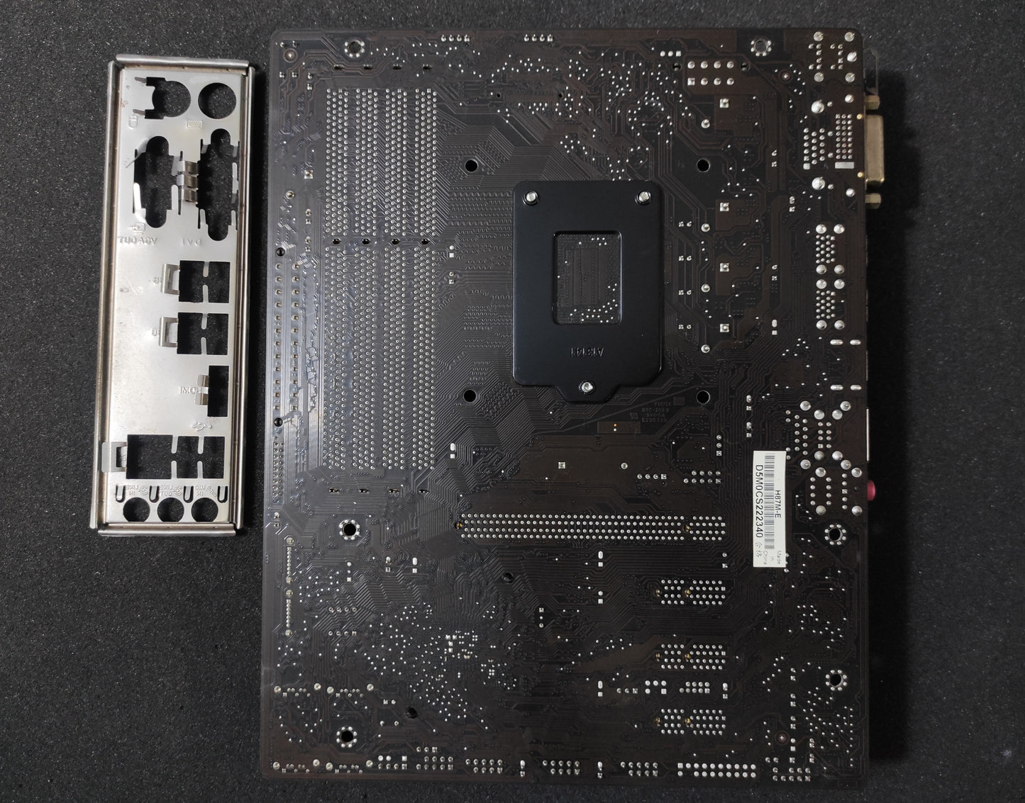 ASUS H87M-Ε Socket 1150 DDR3 mATX Motherboard Intel H87 Express Chipset