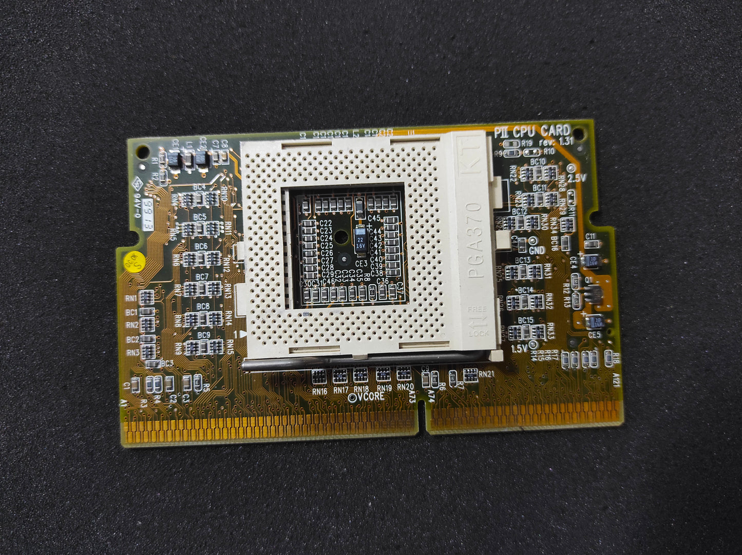 Unbranded PII CPU CARD Slot 1 to Socket 370 Slocket FC-PGA Converter Adapter