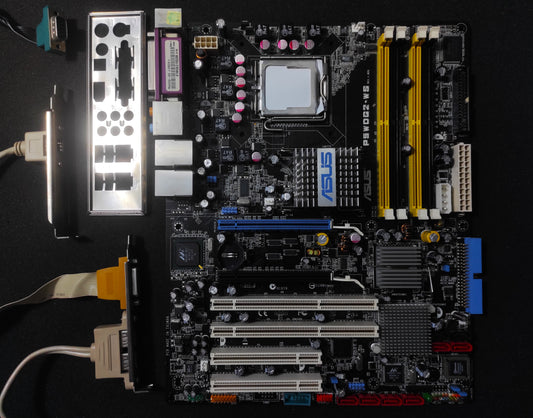 Asus P5WDG2-WS Socket 775 ATX Motherboard DDR2 PCI SATA Intel 975X Chipset