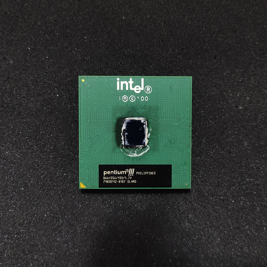 Intel Pentium III SL4MD Socket 370 866MHz/256/133/1.70V Vintage Retro CPU