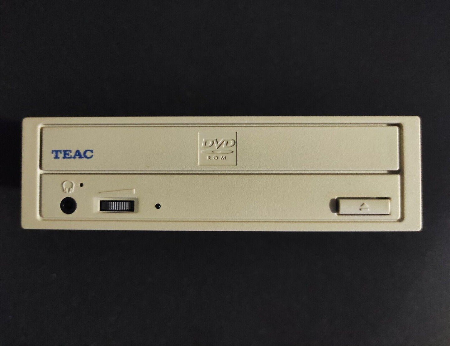 TEAC DV-516D-A95 IDE 5.25" Internal Vintage Retro Beige DVD Drive 1977117A-95 - Retro PC Hardware & More